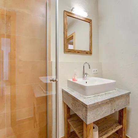In Mittersill By Lift & Sauna, Cleaning Included * Hollersbach im Pinzgau